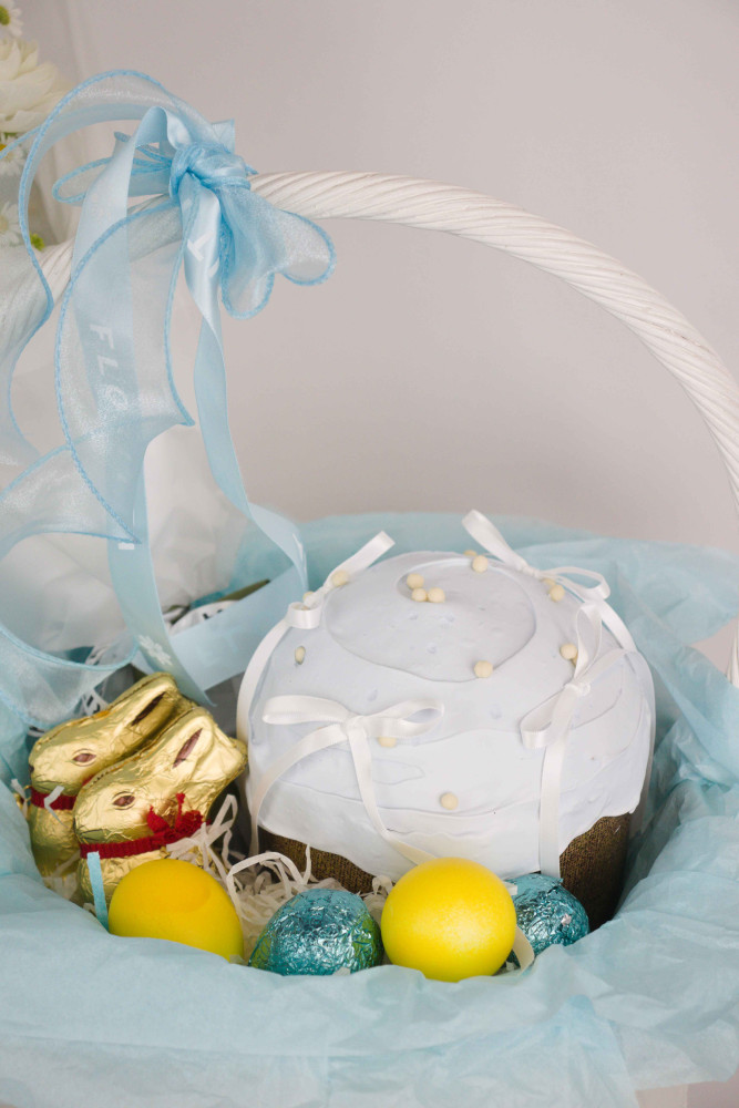 Blue harmony Easter basket