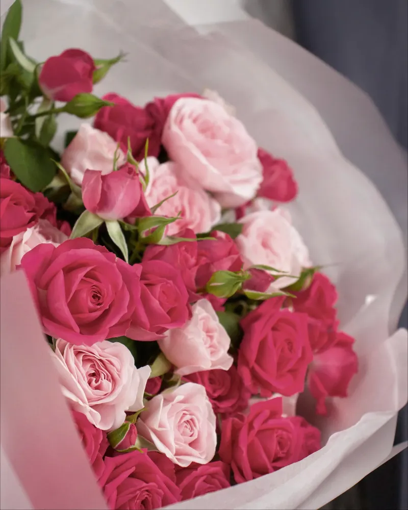 Charmingly pink and red rose bouquet