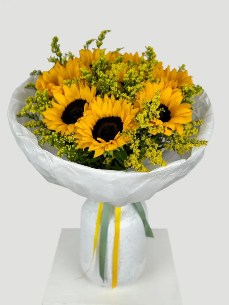 Sunflower & solidago bouquet