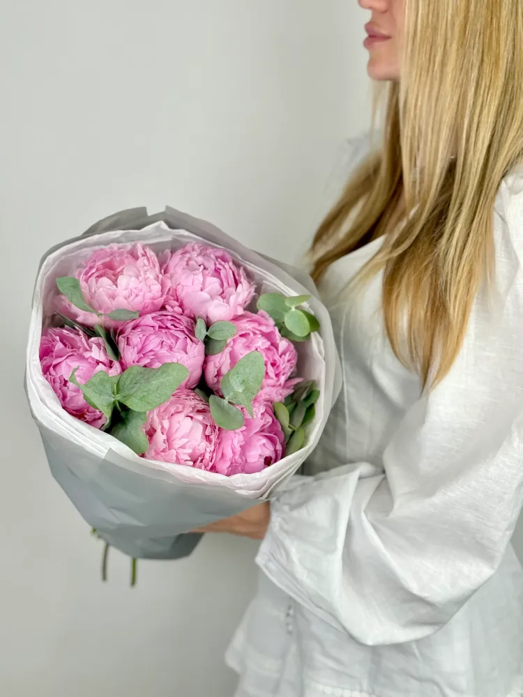 7 pink peonies & eucalyptus
