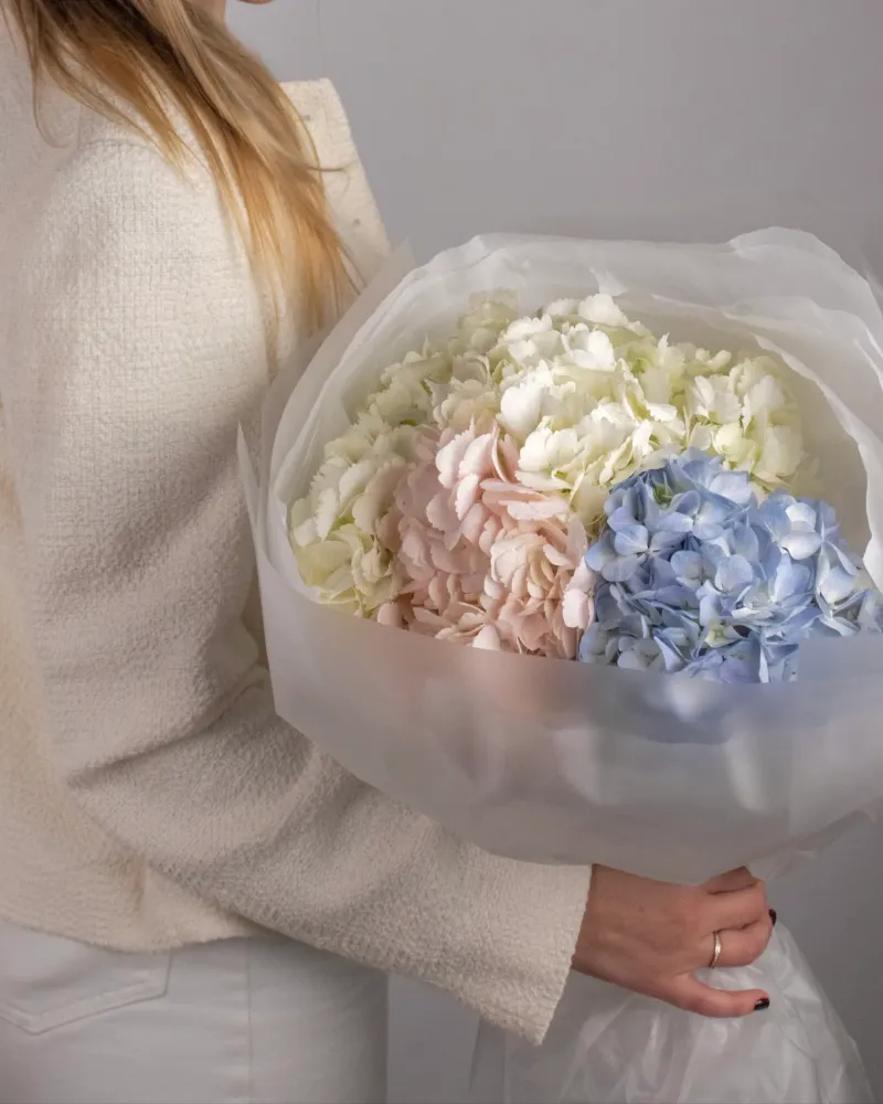 Trio of hydrangeas bouquet