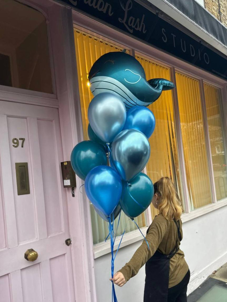 Little whale dream (10 balloons helium inflated)