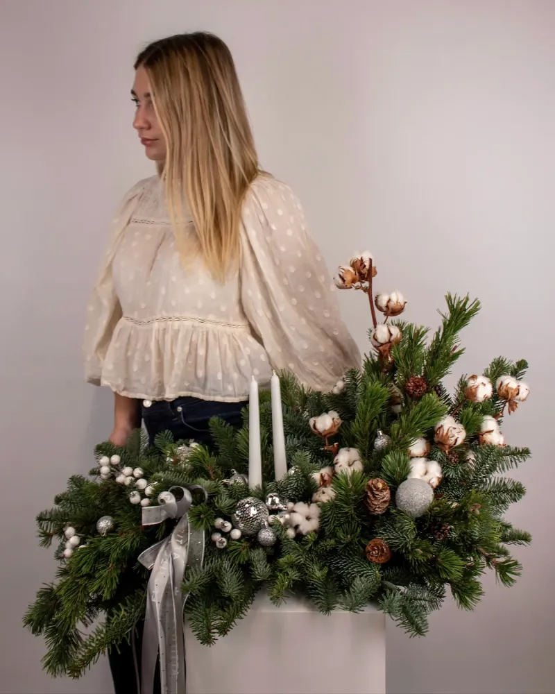Winter wonderland candle centrepiece