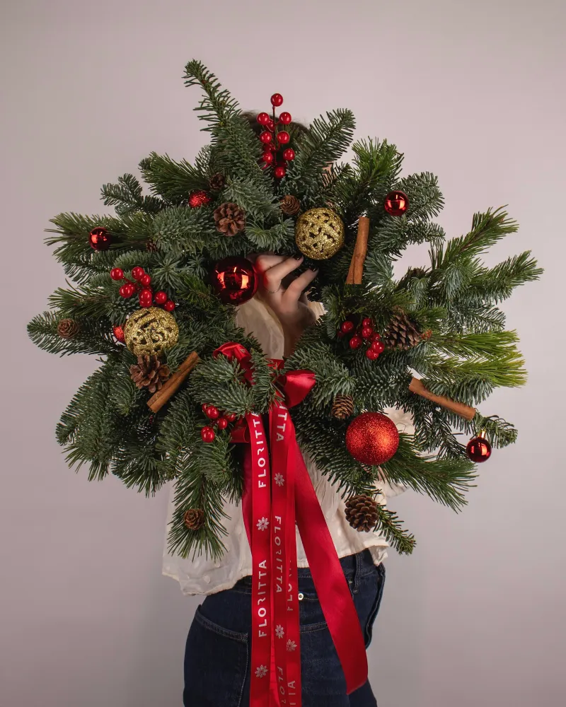 Classic Christmas cheer wreath