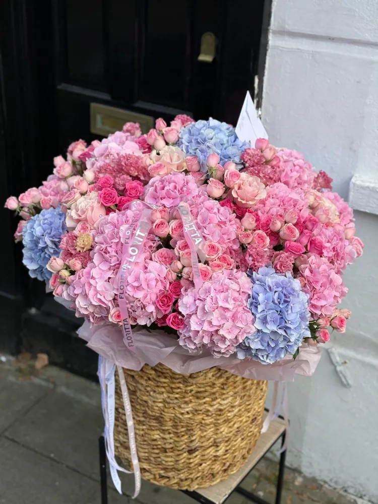 Blossom symphony basket (hydrangeas, eustoma & spray roses)