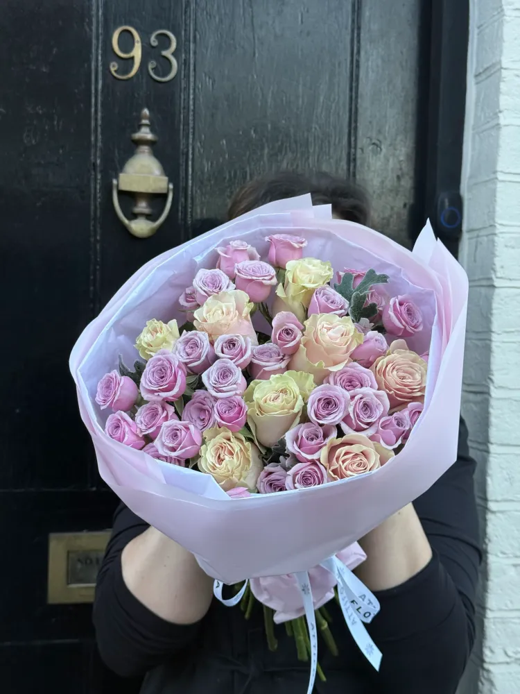 Belgravia petite rosettes (roses & spray roses)