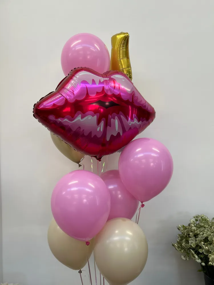 Lipstick sparkle (9 balloon helium inflated)