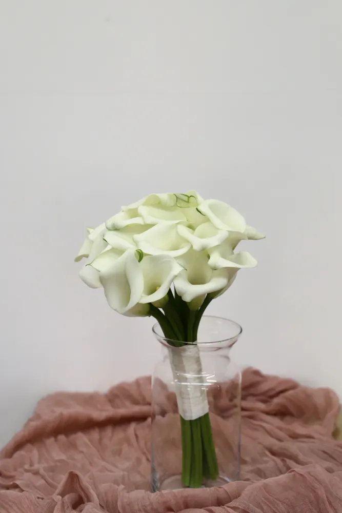 Сalla lilies elegant bridal bouquet