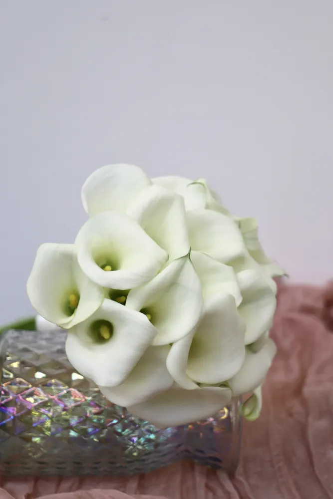 Сalla lilies elegant bridal bouquet