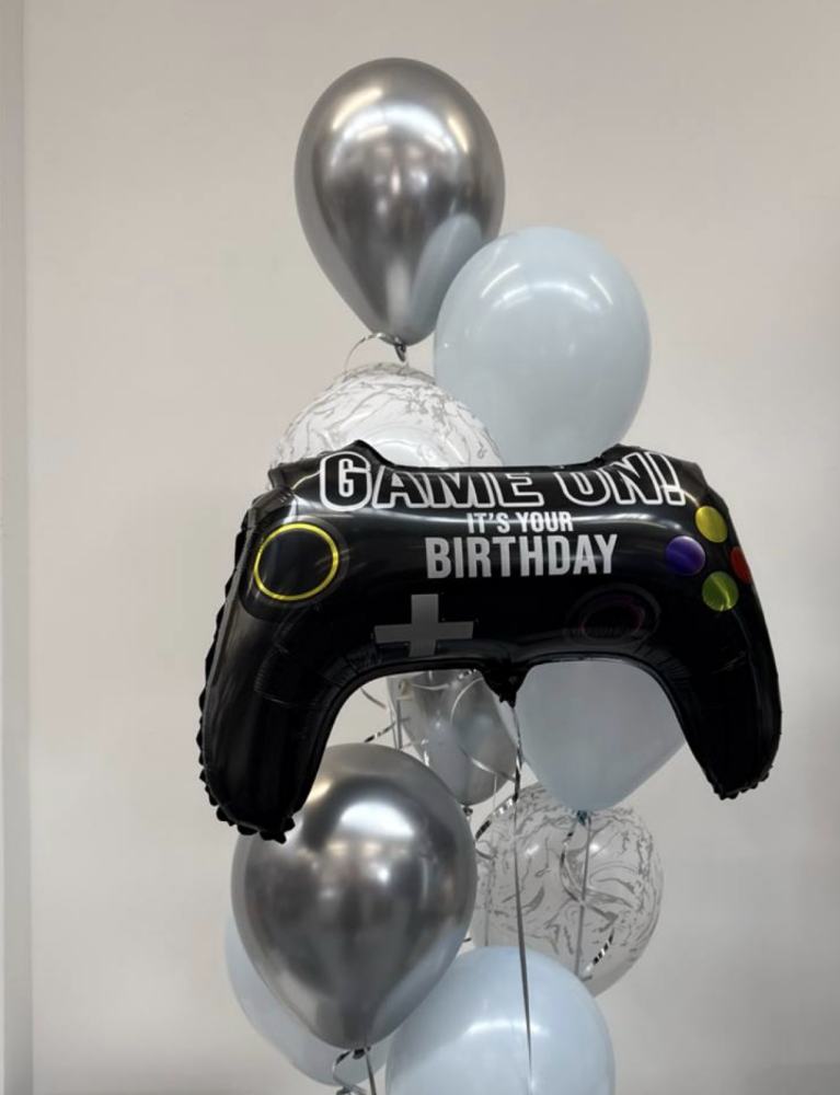Level up party (11 balloons helium inflated)