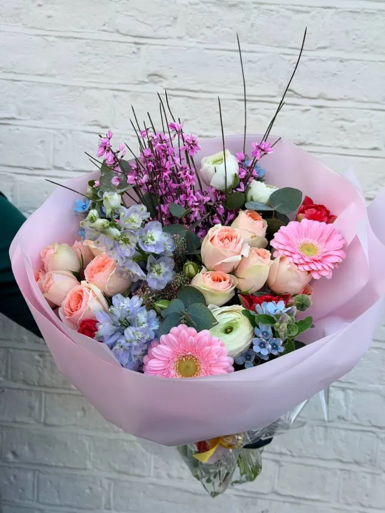 Soft notes in bloom