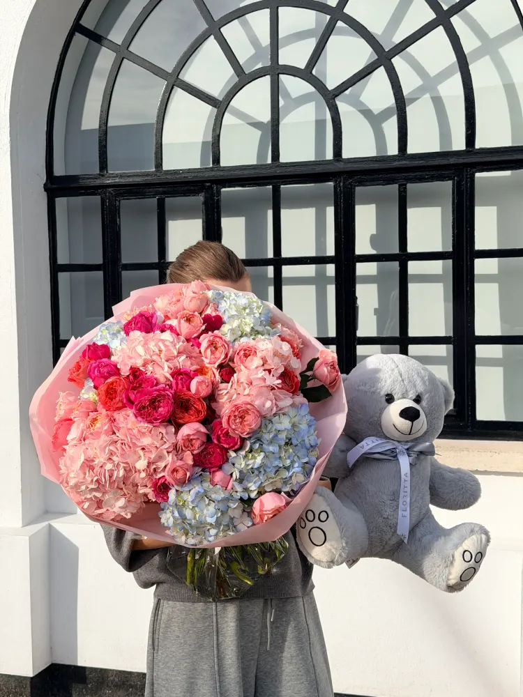 Mayfair soft romance set (mix bouquet & teddy)