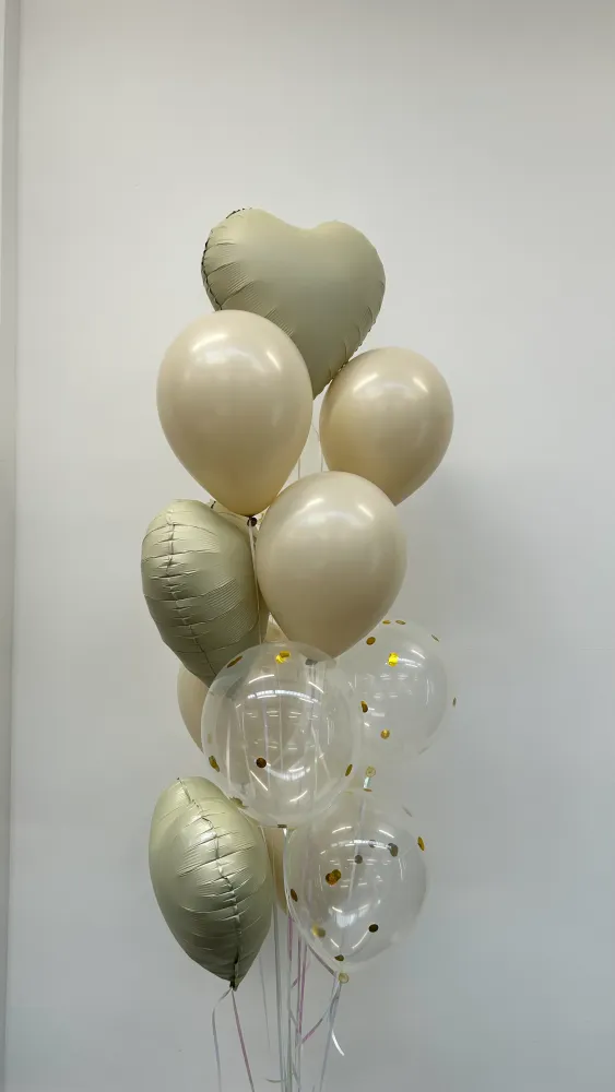 Champagne & sage cluster (11 balloons helium inflated)